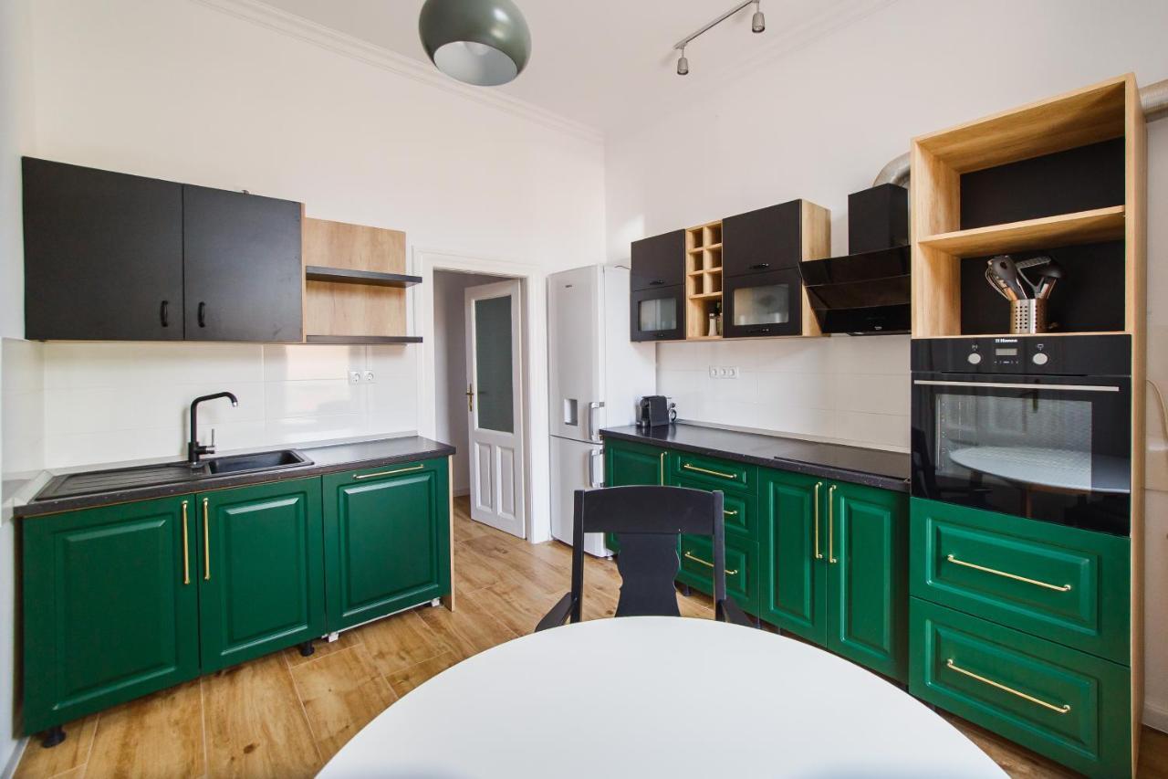Appartement Spacious Riverviews Near Piata Unirii