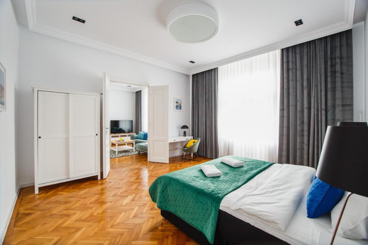 Spacious Riverviews Near Piata Unirii Appartement