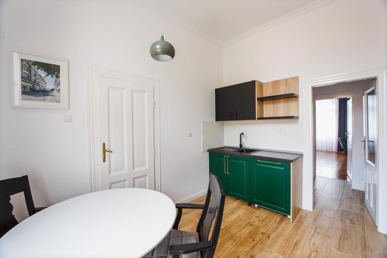 Spacious Riverviews Near Piata Unirii Appartement Oradea